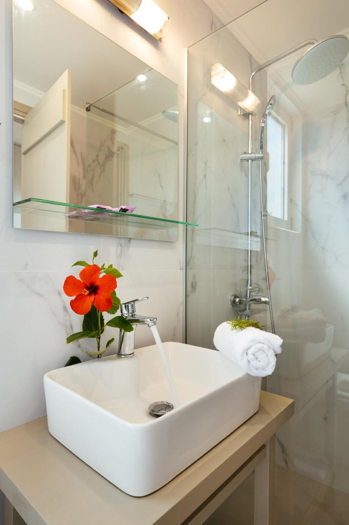 Giannis Apts โรดาคิโน ภายนอก รูปภาพ